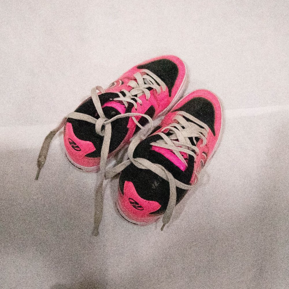 GIRLS Heelys shoes